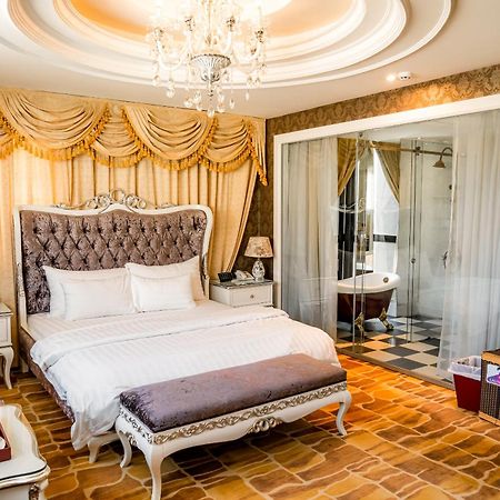 Hoang Trieu Hotel Хошимін Екстер'єр фото