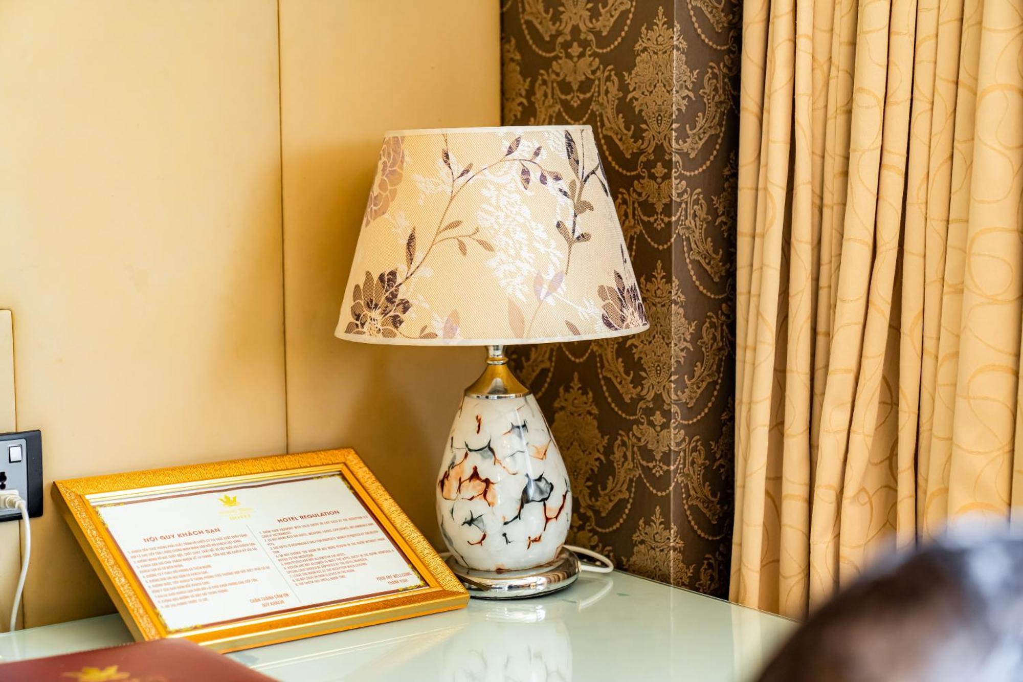 Hoang Trieu Hotel Хошимін Екстер'єр фото