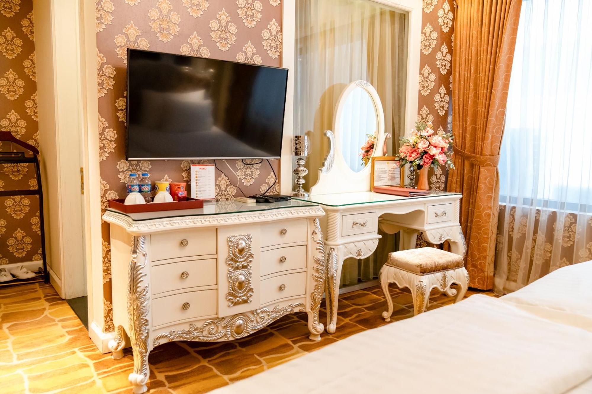 Hoang Trieu Hotel Хошимін Екстер'єр фото