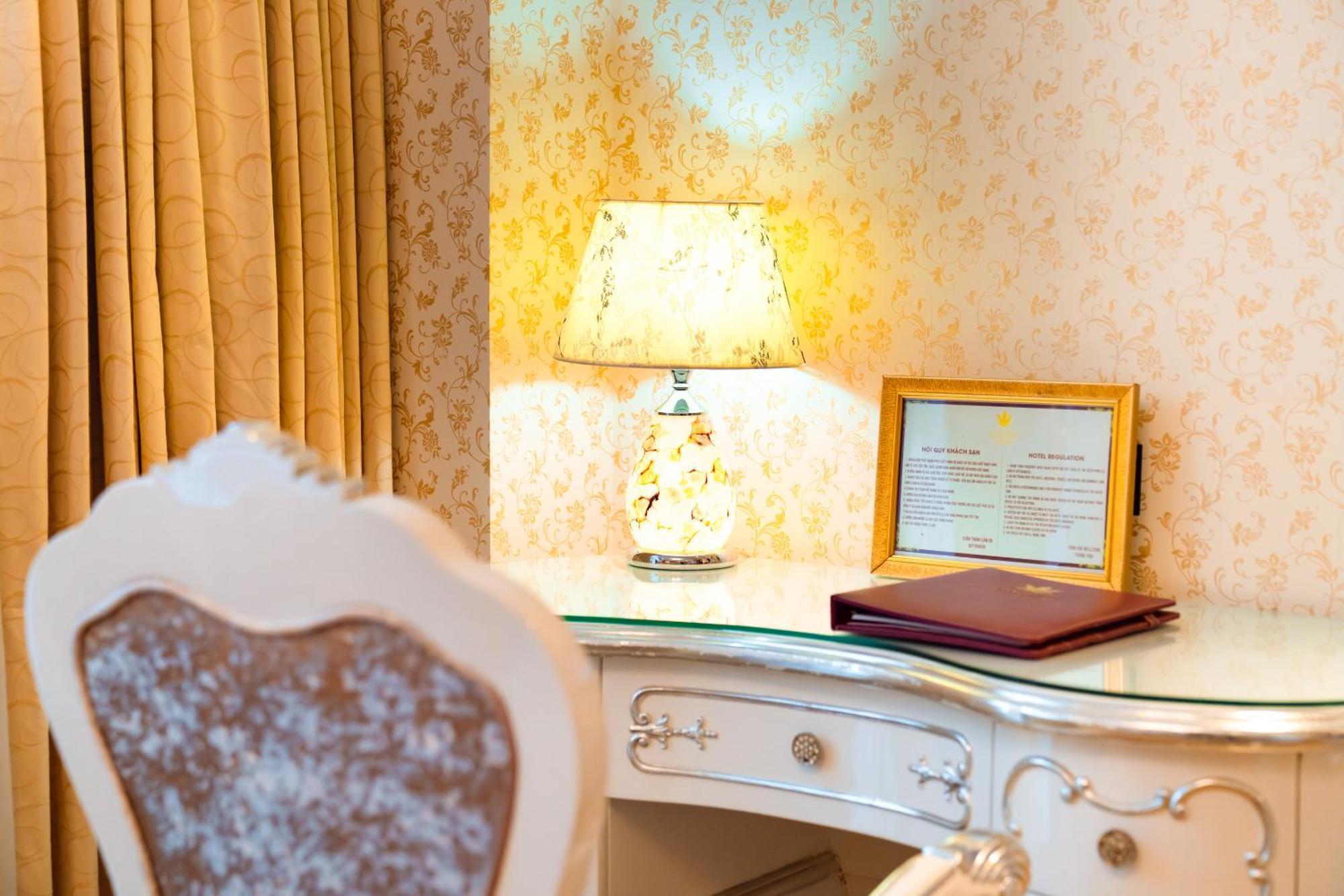 Hoang Trieu Hotel Хошимін Екстер'єр фото