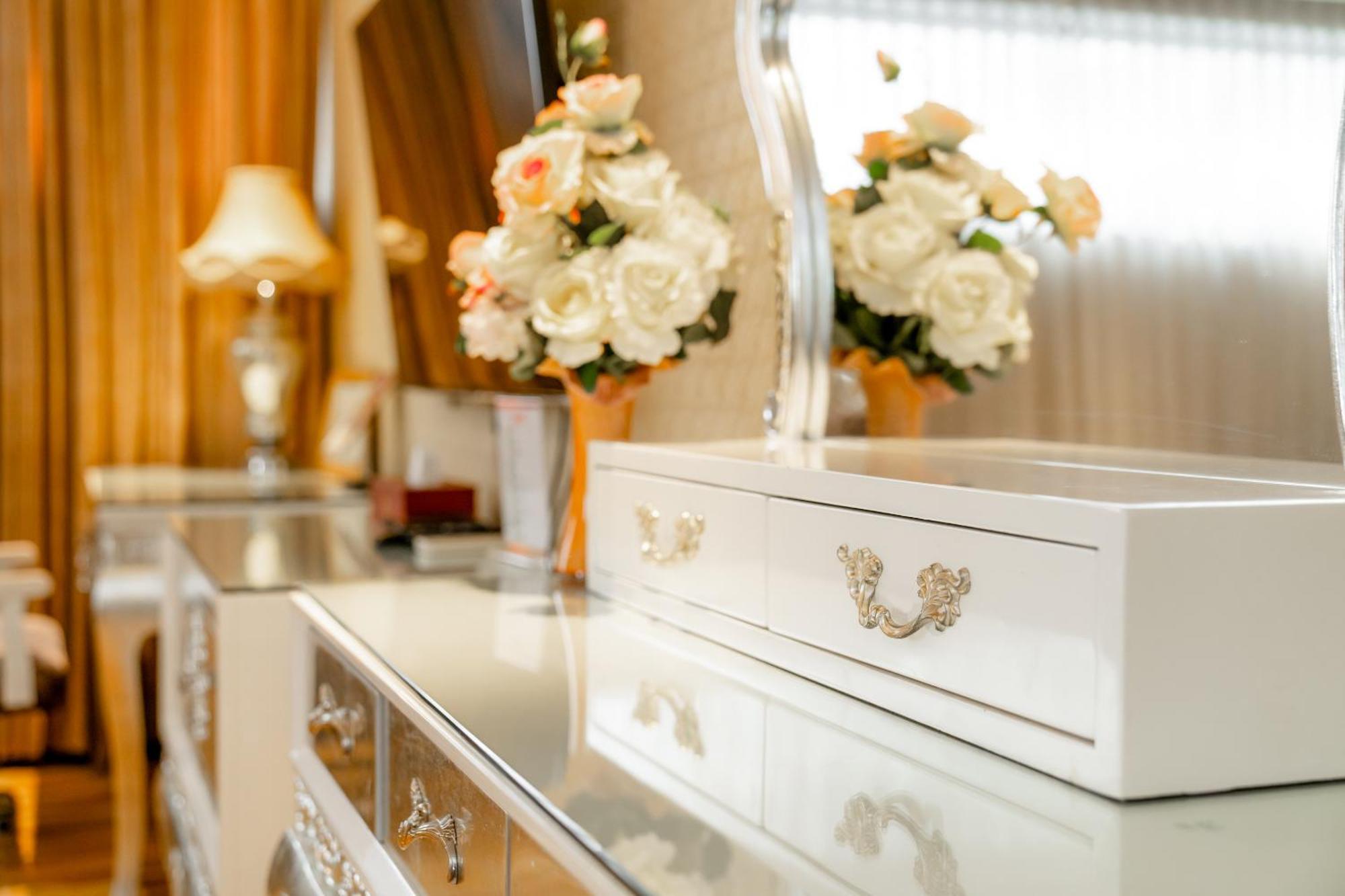 Hoang Trieu Hotel Хошимін Екстер'єр фото